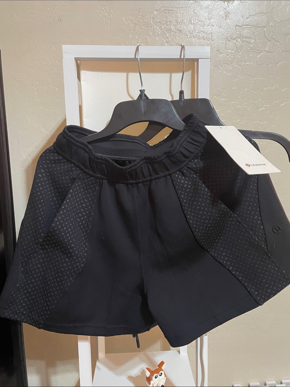 lululemon athletica Black Embossed Panel HR Short
